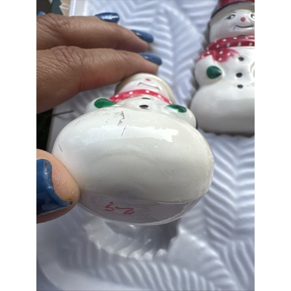 Vtg Xmas ornament blown glass hand painted smiling snowman in polka dotted scarf - Picture 8 of 9